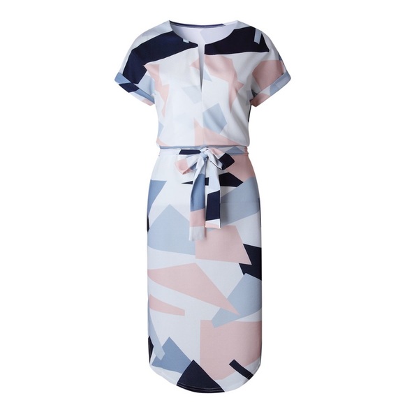 Flattering Curvy V-Neck Belted Midi Pencil Dress - Picture 2 of 4